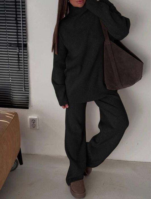 Жіночий костюм двійка з Ангори