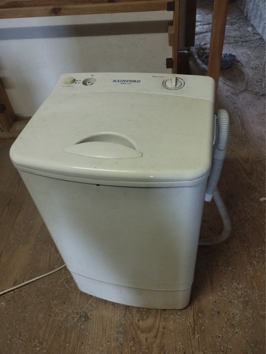 Пральна машина напівавтомат