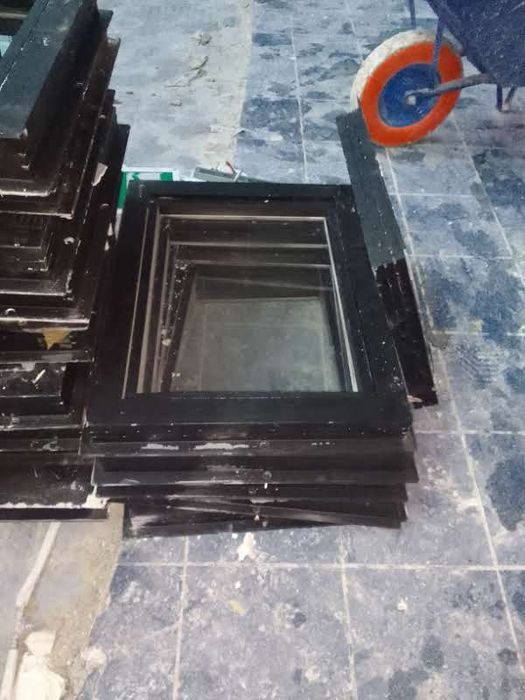 Okno przeciwpożarowe 57 x 58 cm certyfikat ei60