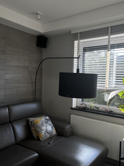 Lampa podłogowa,