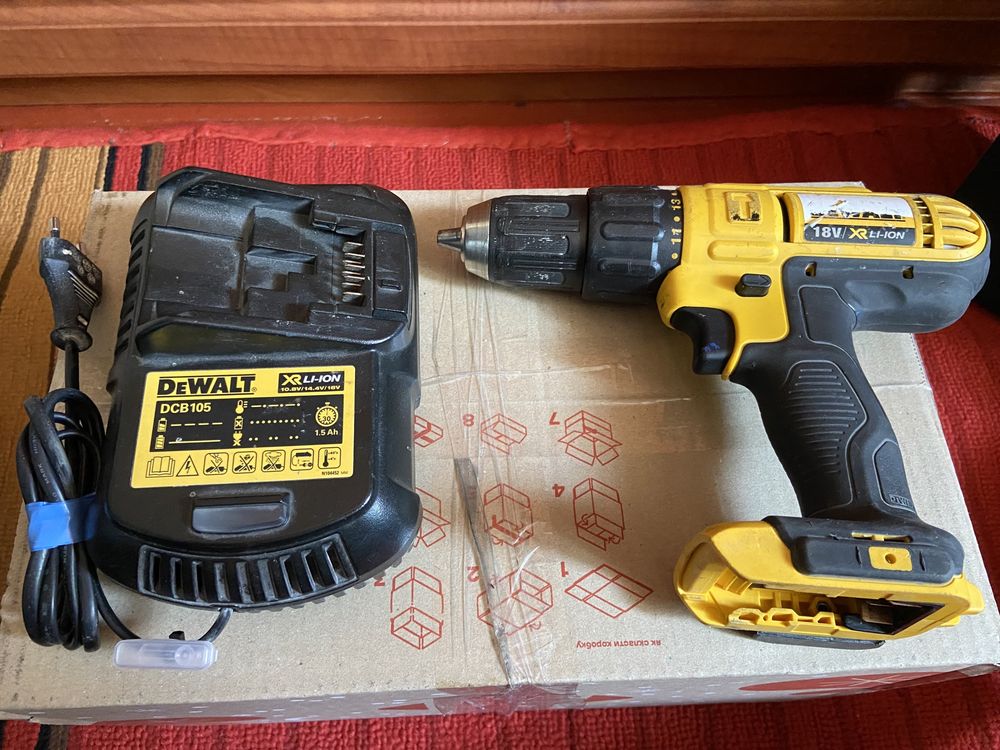 Шуруповерт ударний DeWalt DCD776