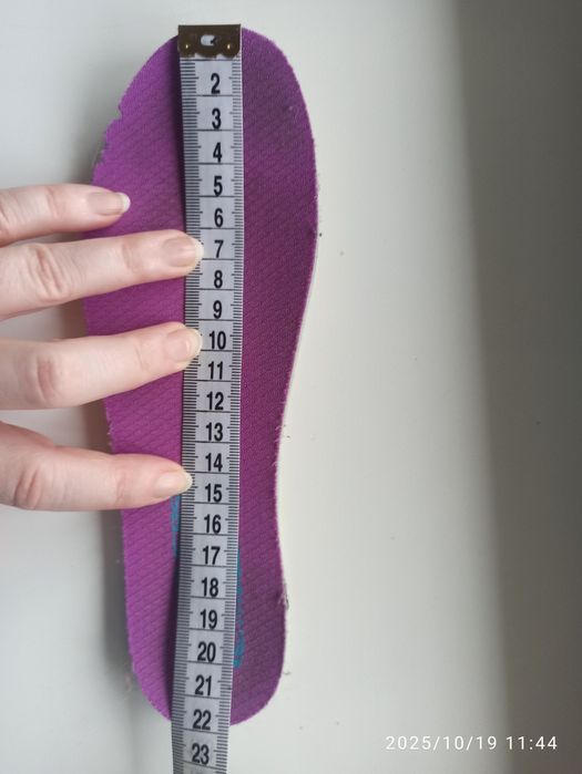 Кросівки підліткові фірми Skechers  34 розмір