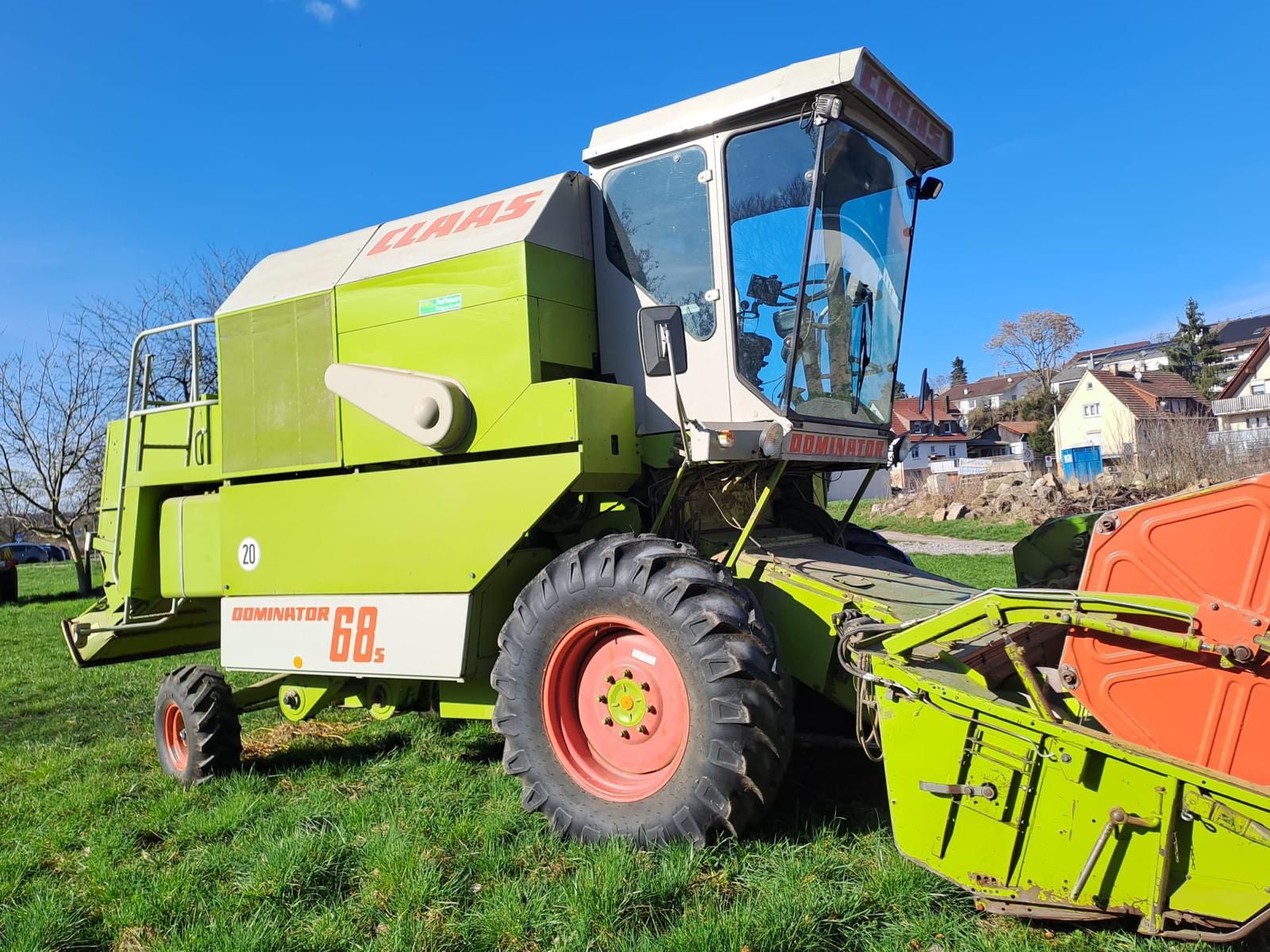 Rezerwacja Claas Dominator 68s