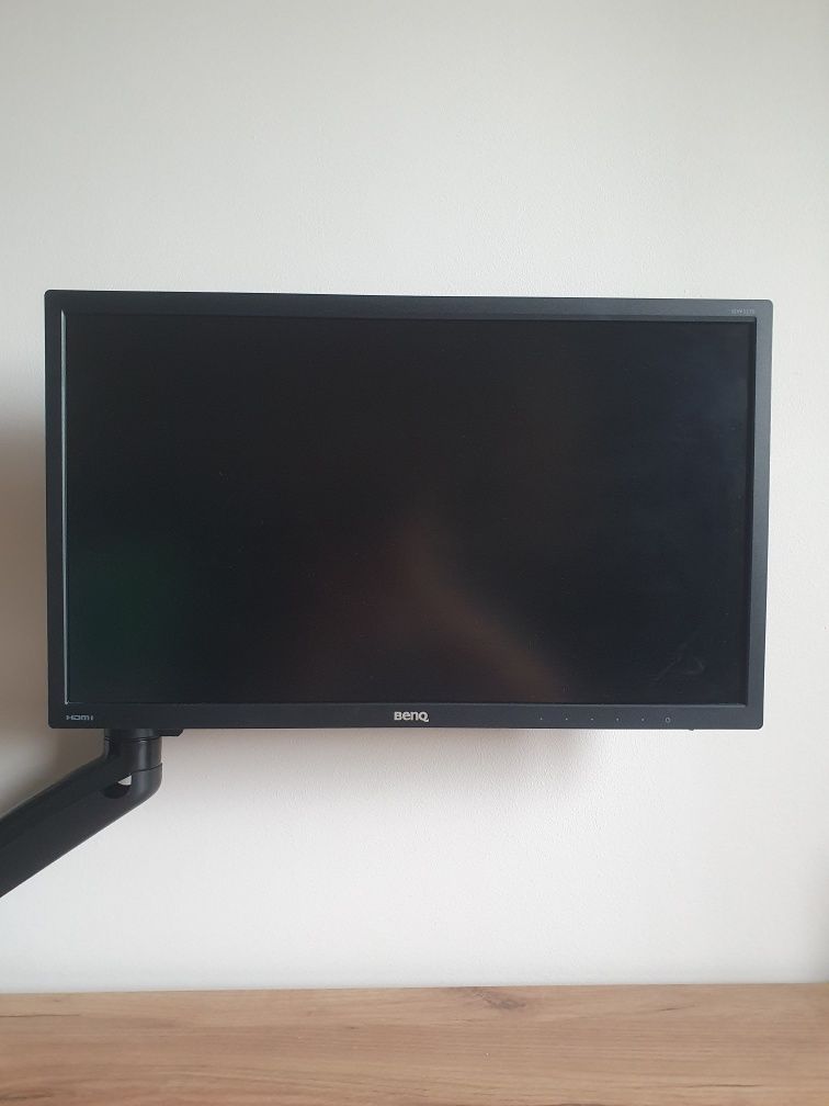 Monitor 21,5" cala FullHD 1920x1080 HDMI VGA eye-care BenQ GW2270H