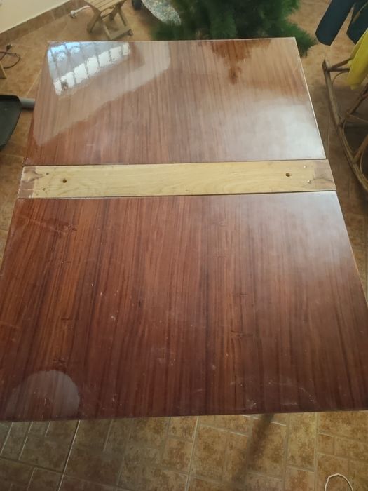 Якісний дерев'яний стіл для вітальні, кухні, стол