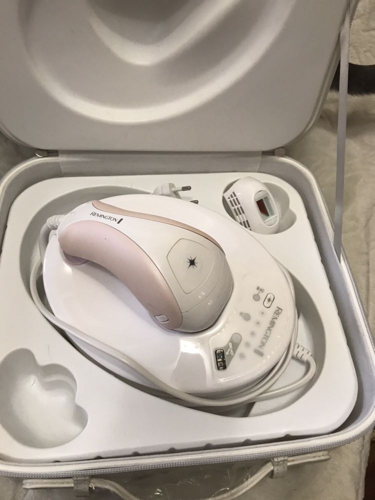 Фотоэпилятор Remington  ipl6750 в идеальном состоянии