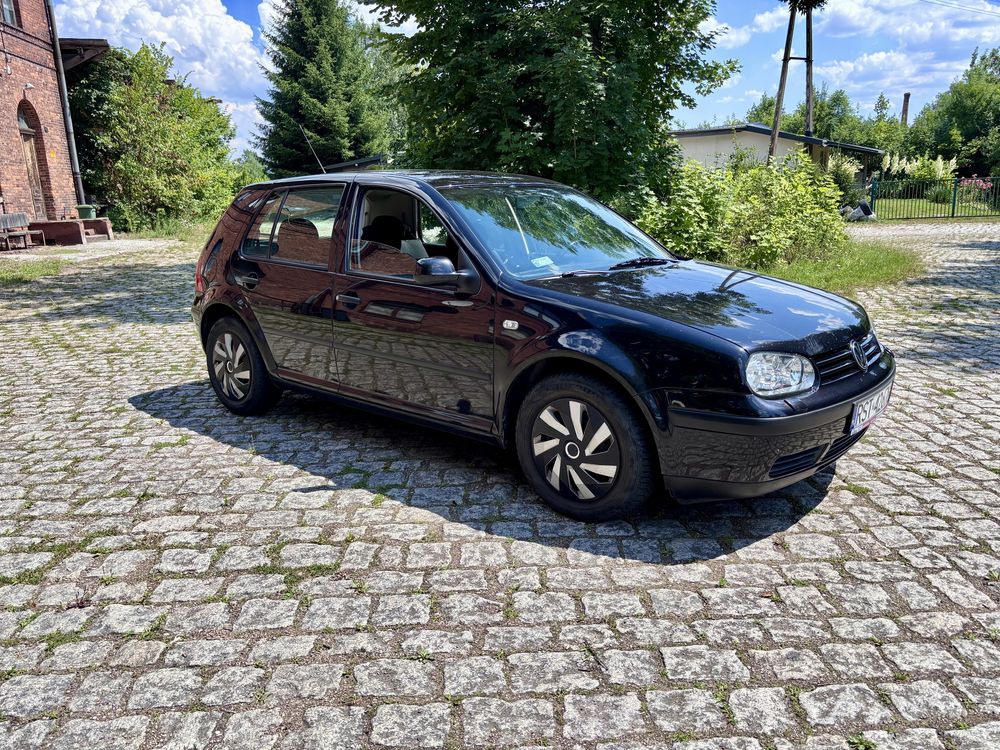 Golf 4 1.6 lpg/ klima / grzane fotele / bez wkladu / bez korozji
