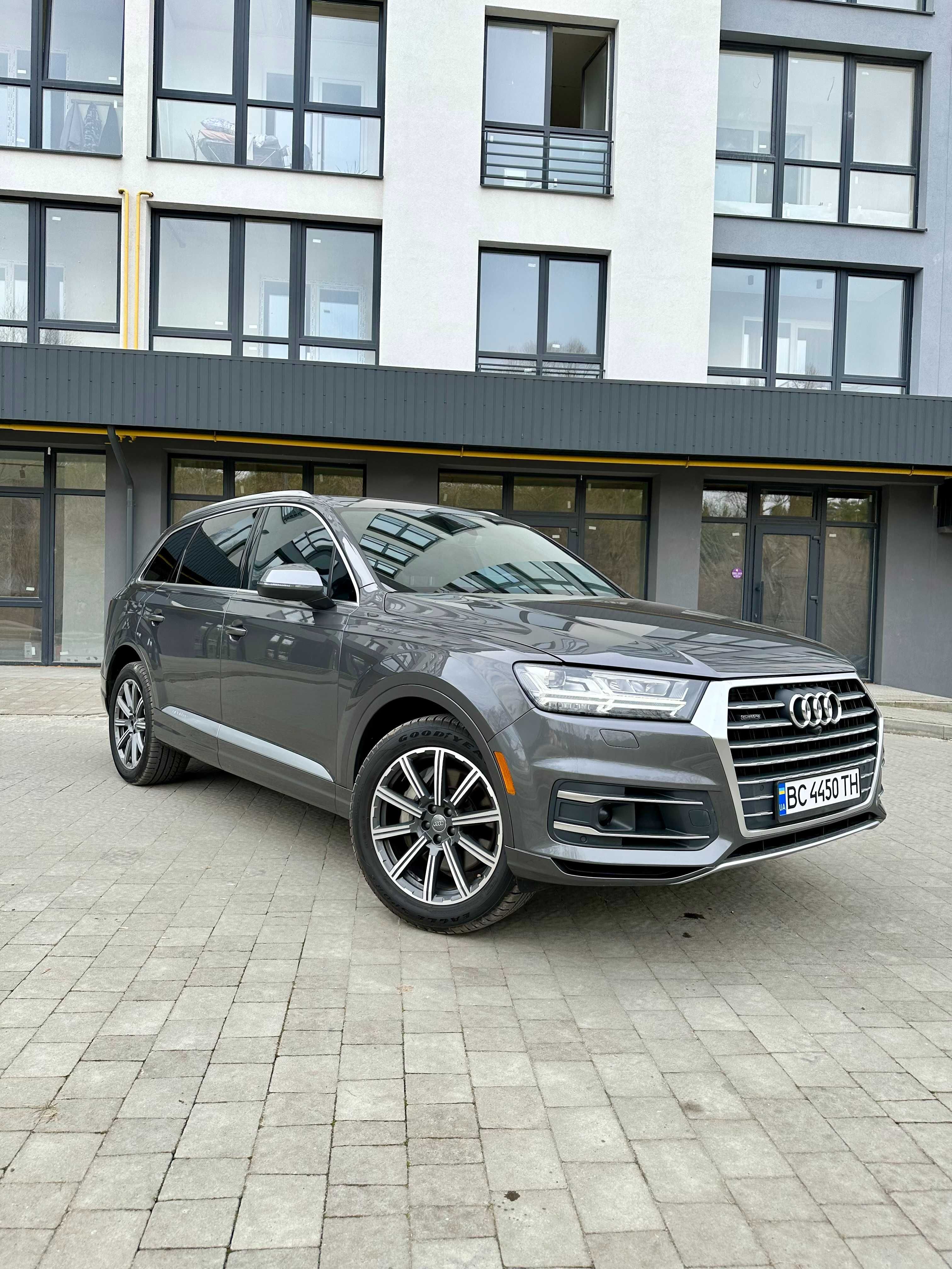 Audi q7 2018 premium plus