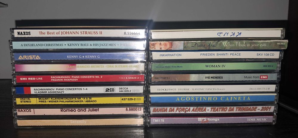 Conjunto lote 20 cds