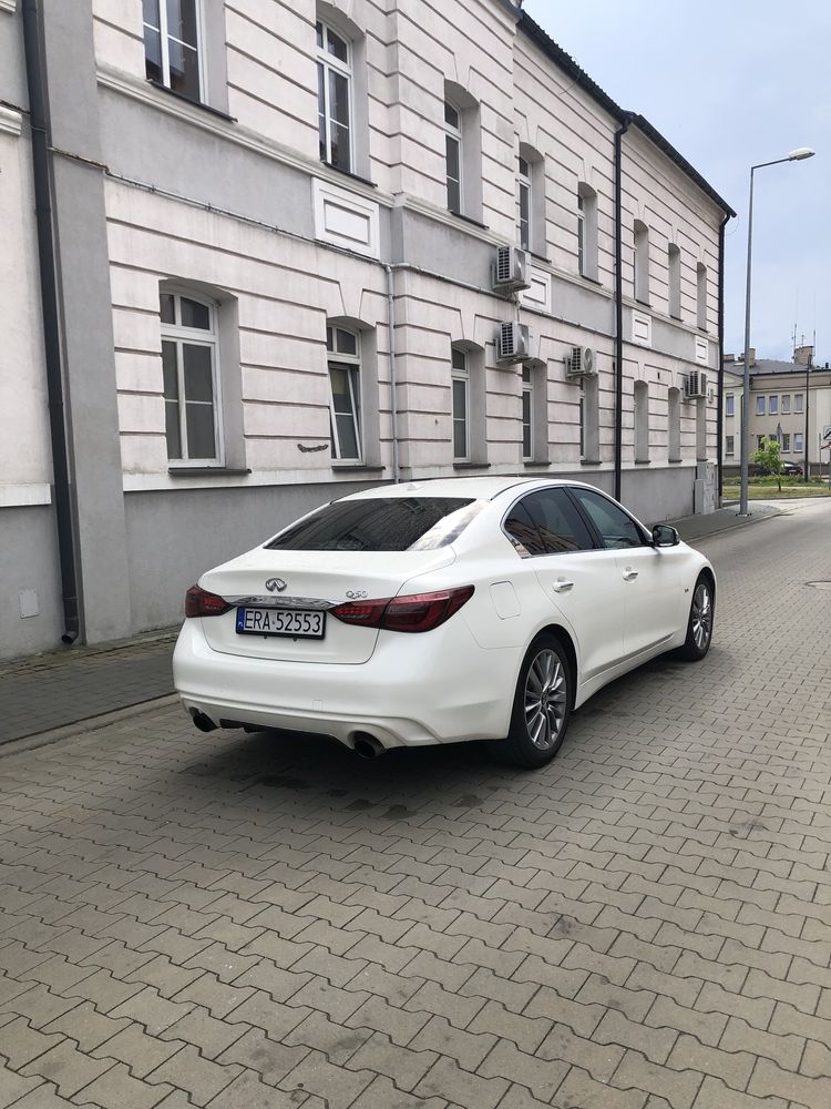 Infiniti Q50 V6 TwinTurbo
