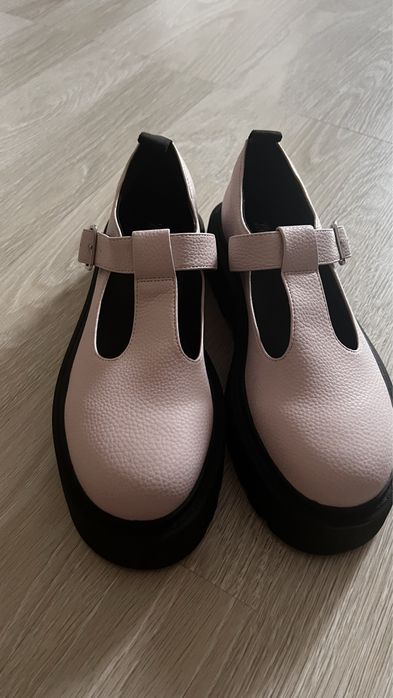 Туфлі в школу Zara - p. 38 в стилі Dr Martens