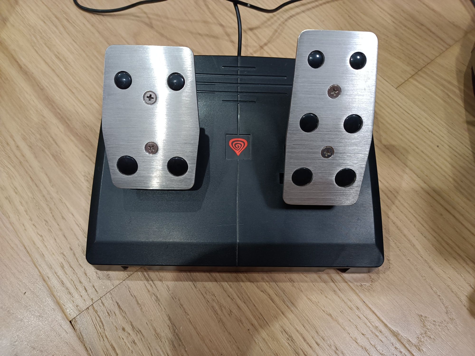 Kierownica GENESIS SEABORG 400