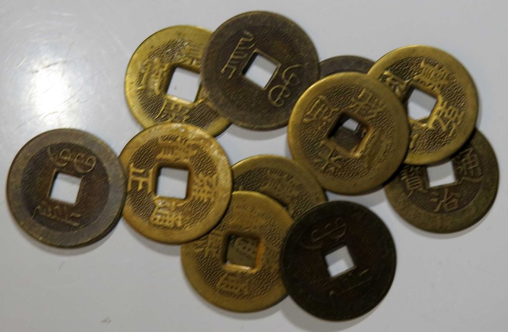 Curiosidade - Lote com Cópias de moedas Chinesas