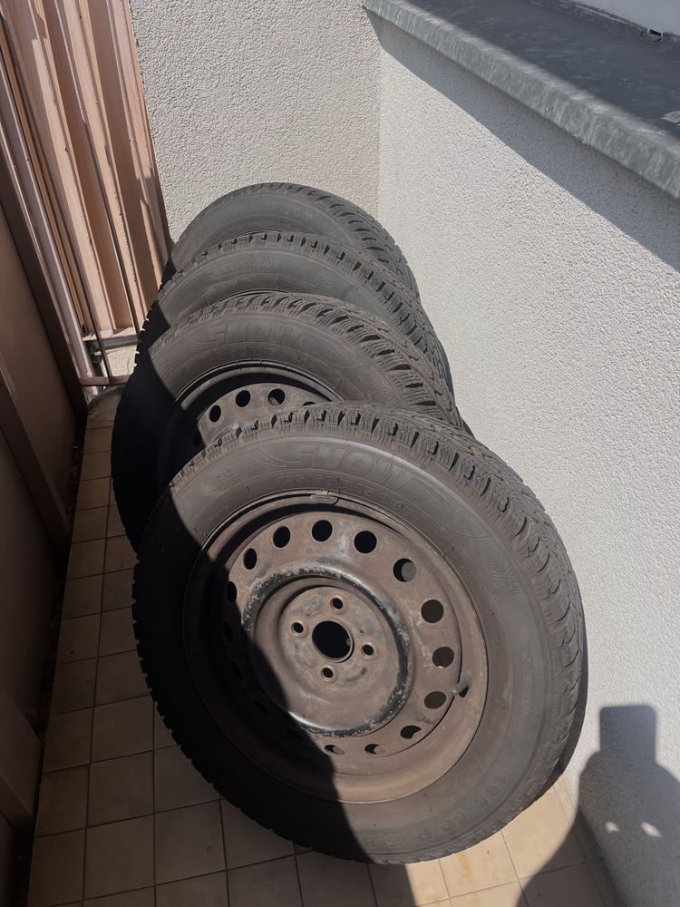 Opony Zimowe Kormoran 195/60 R15 + felgi stalowe. TOYOTA! OKAZJA!