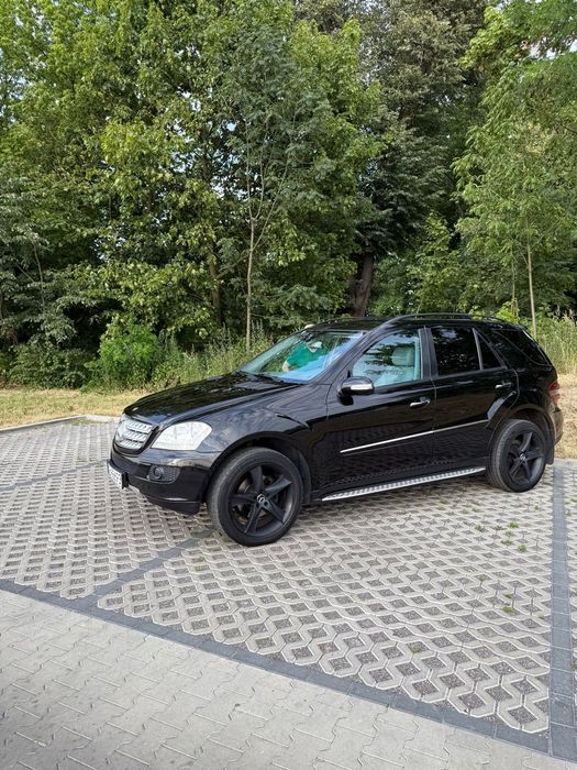 Mercedes-Benz ML Sprzedam swój własny Mercedes ML