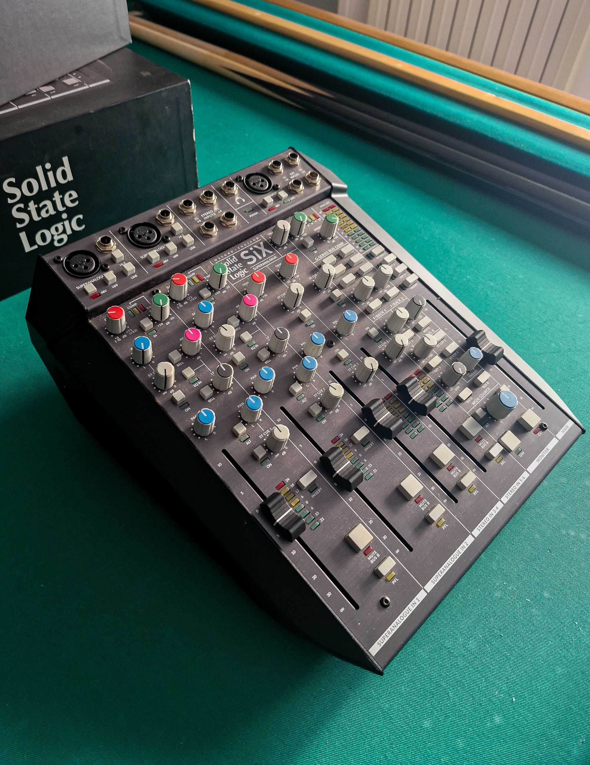 Solid State Logic SiX - Mesa de misturas analógica como nova!