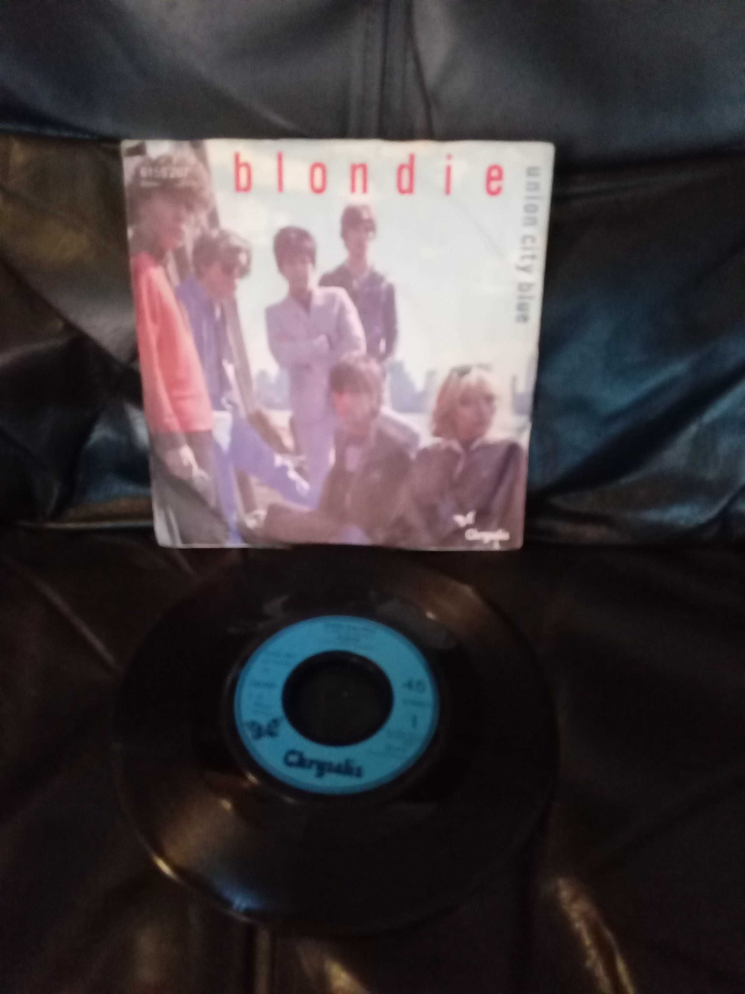 Blondie, Saxon, Europe, Uriah heep, TNT, Adelaide Ferreira Singles 7"