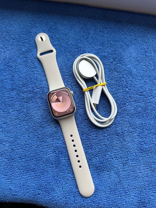 Apple Watch 9 41mm Starlight ідеал