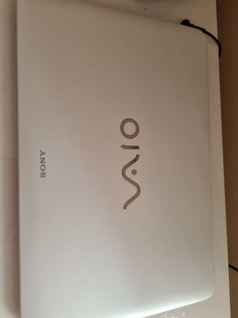 Laptop Sony Vaio biały