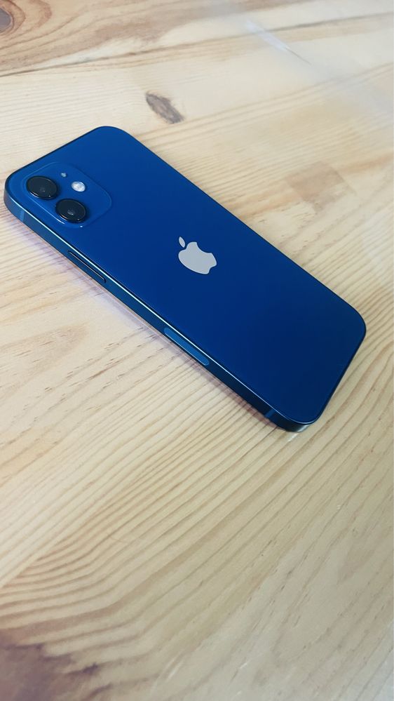 iPhone 12 - 64 GB