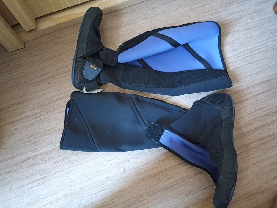 nowe wysokie buty Vibram Furoshiki r.36-38