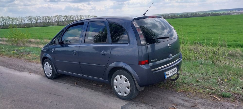 Опель меріва А Opel Meriva A  2006 рік Авто в доглянутому стані