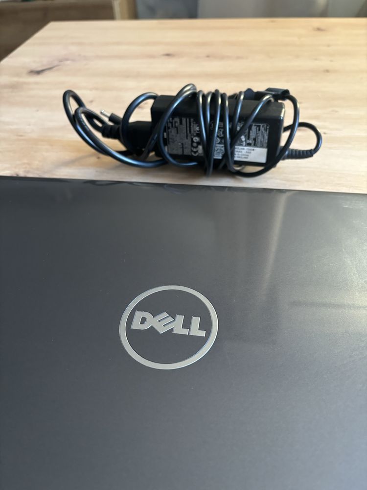 Laptop Dell Inspiron 5567