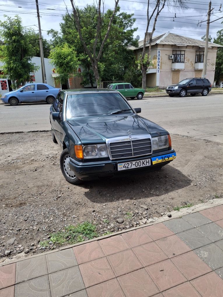 Авто на ходу сів поїхав