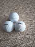 3 bolas de golfe novas
