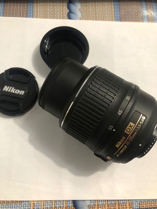 Объектив Nikon 18-55mm f/3.5-5.6 G ED II AF-S DX Zoom-Nikkor
