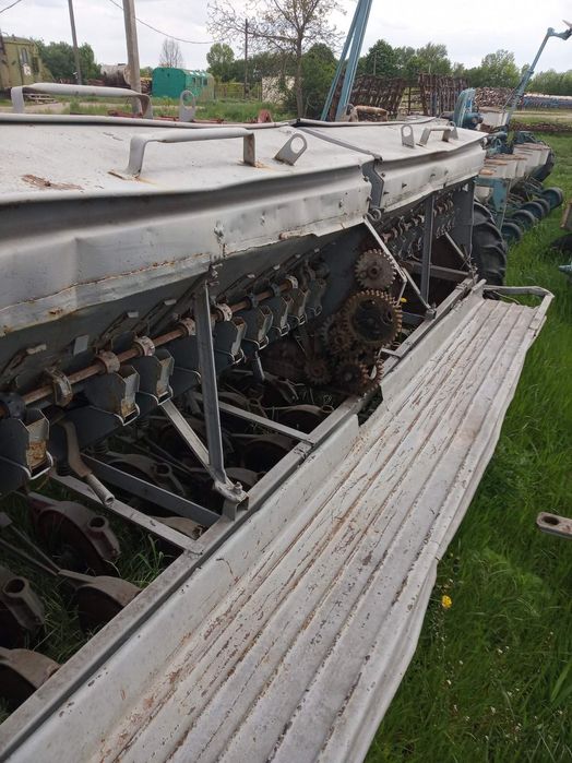 Сівалка зернова СЗ-3,6, Червона Зірка, ремонт, нові сошники, 2000 р.в.