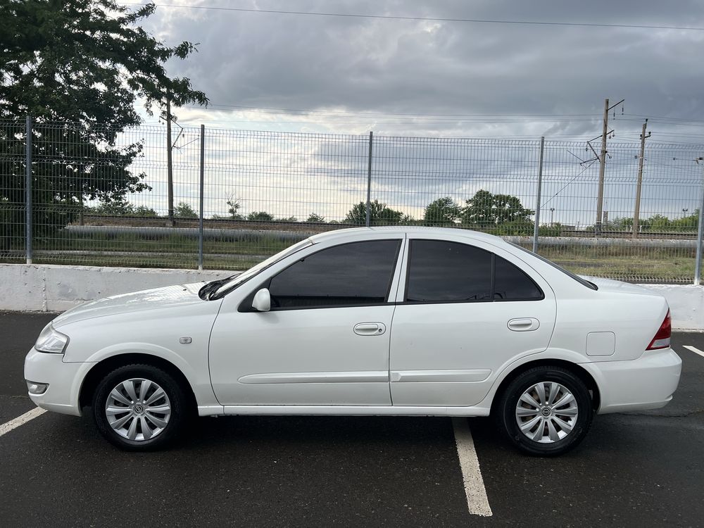Продам Nissan 2008р.