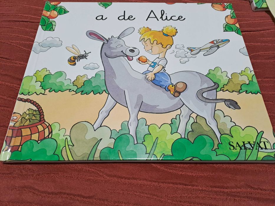 Coleção “Os Meus Primeiros Passos na Leitura” – 24 livros de capa dura