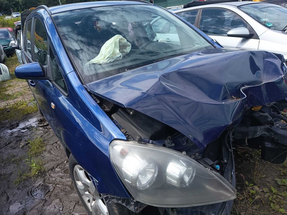 Opel Zafira B Lift Z21B wszystkie części FV transport/dostawa