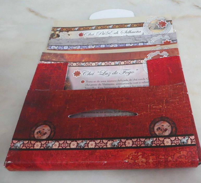 O Reino dos Chás - Os melhores chás do Mundo - 20 Fichas com caixa