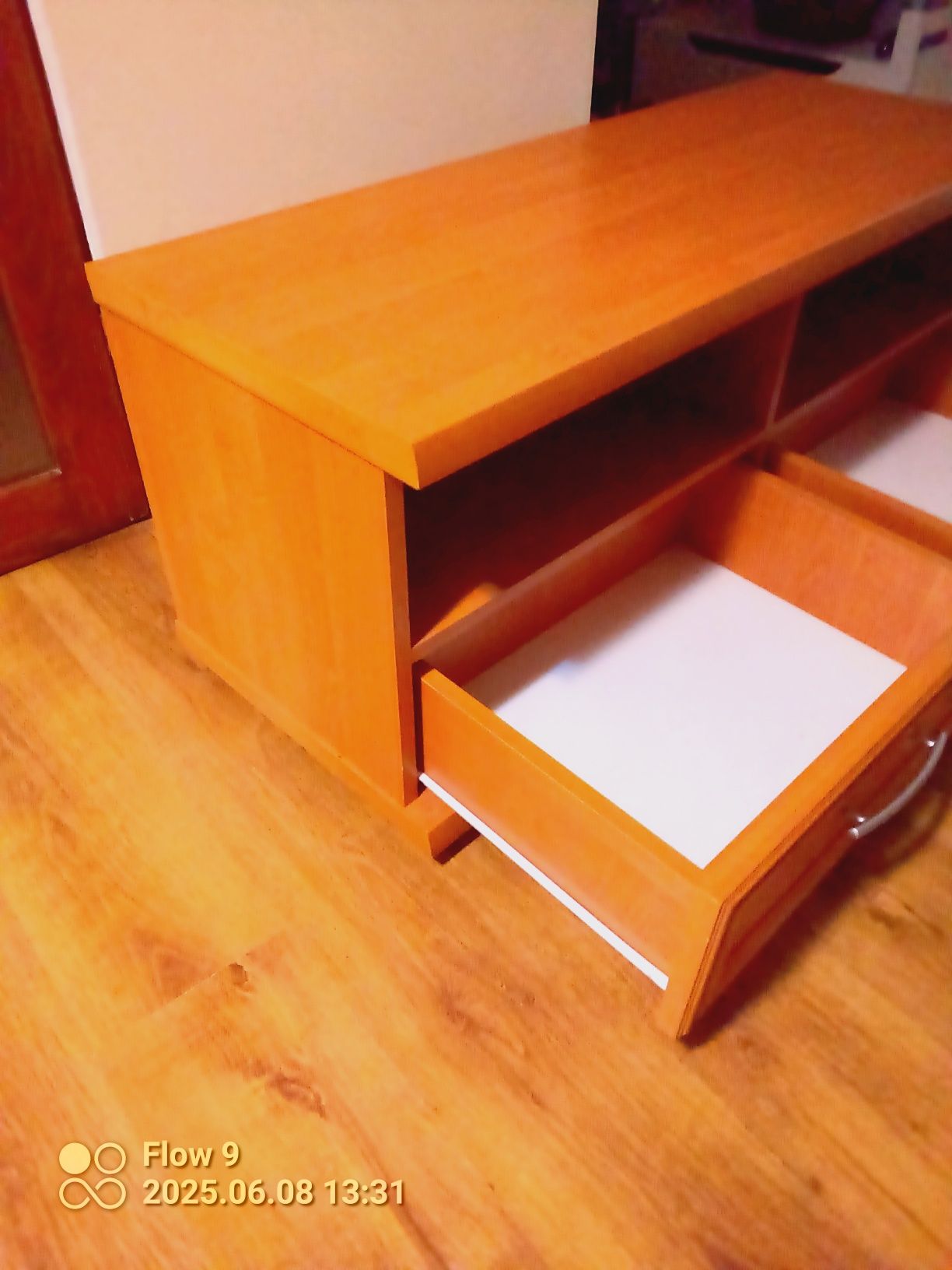 Szafka pod telewizor itp.