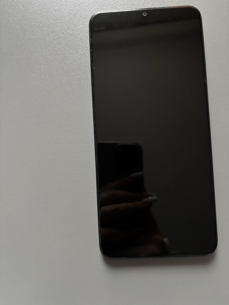 Realme C53 128GB.