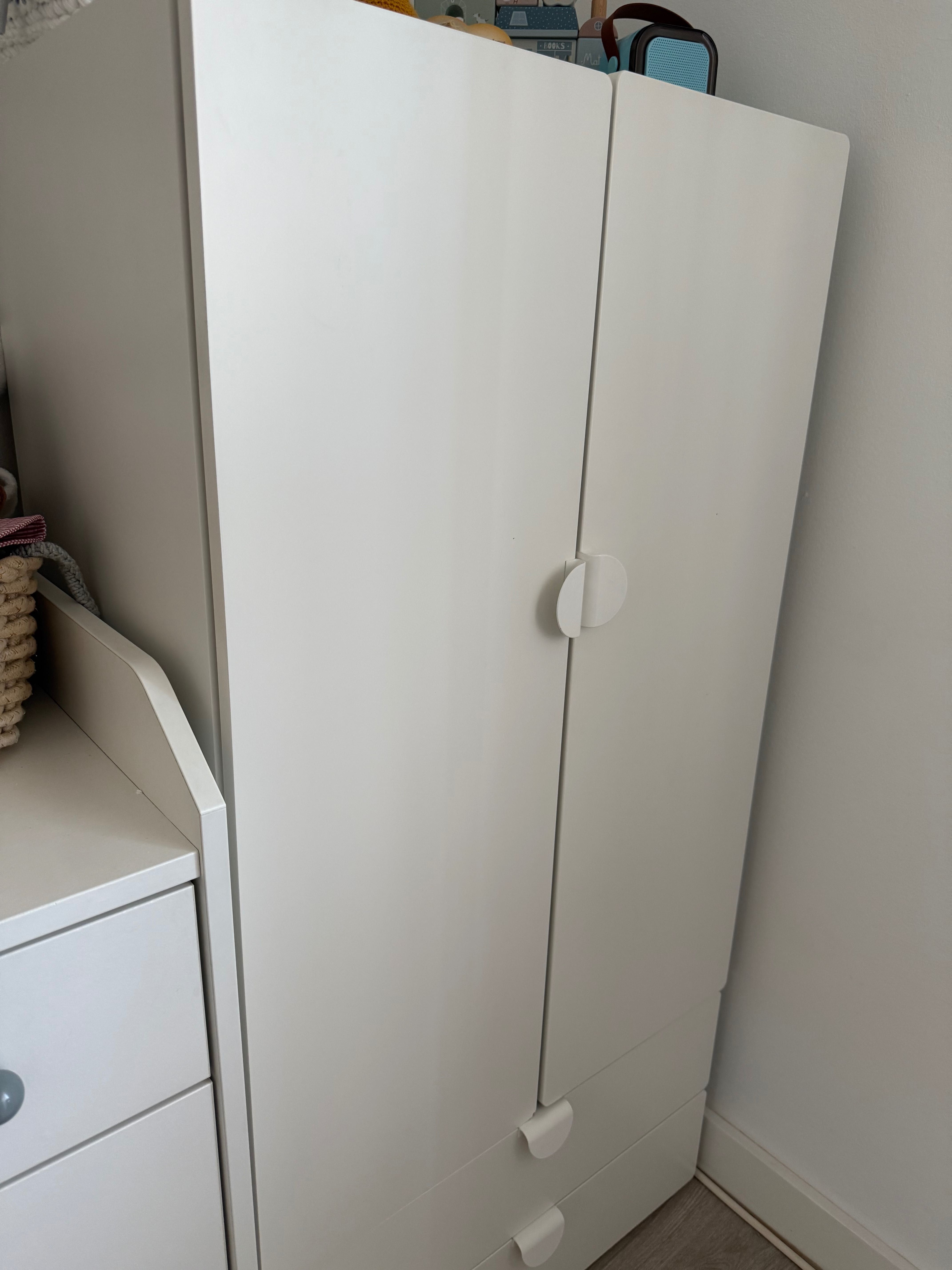Roupeiro criança smastad ikea