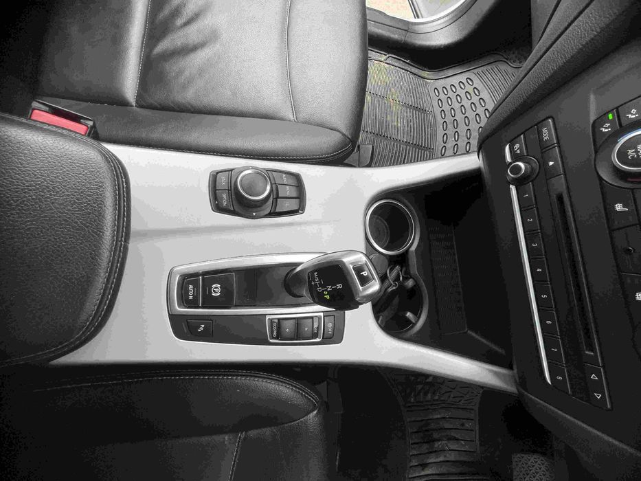 Розборка BMW X3 F25 2.0 дизель разборка шрот БМВ Х3 Ф25 салон КПП
