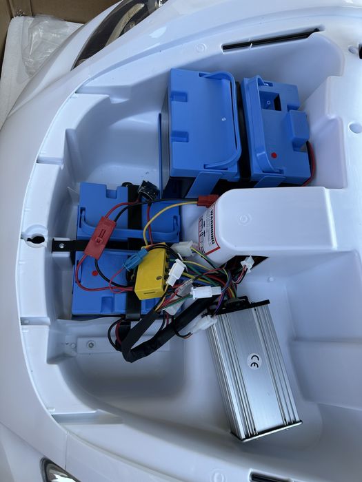 Детский электромобиль порш 5737 мощность 48 вольт 600 ватт