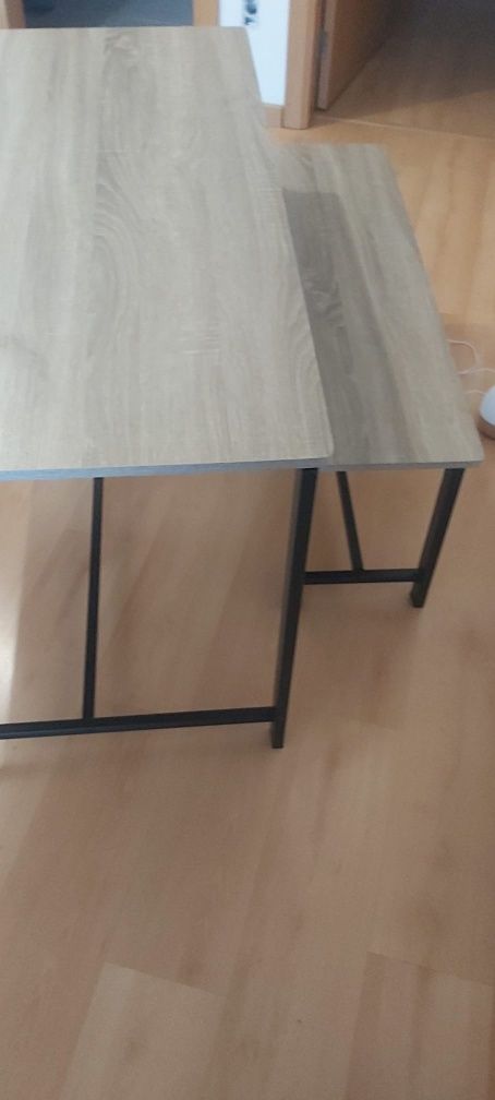 Mesa cozinha com 2 bancos
