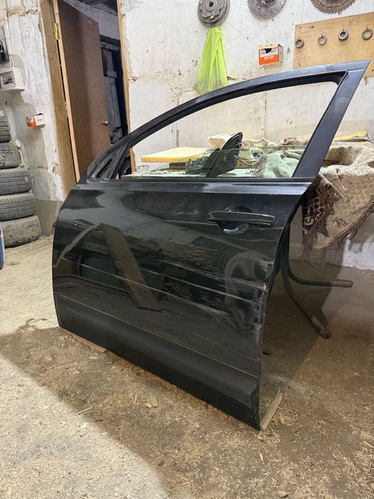 Передні ліві двері на Nissan Qashqai j10 під відновлення