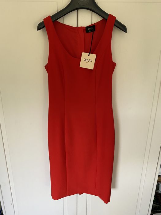 Liu jo klasyczna sukienka czerwona tuba na zamek z rozporkiem 34 XS