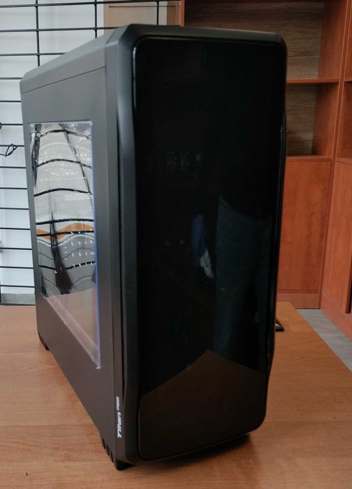 Komputer PC  AMD FX8300 8x3.3GHz 16GB RAM SSD + 1TB HDD GF710 2GB GW