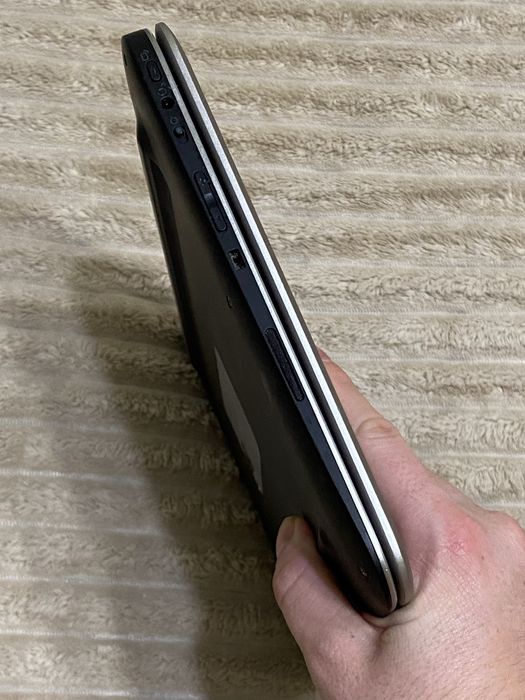 Тоненький Ноутбук Dell XPS P20S core I7