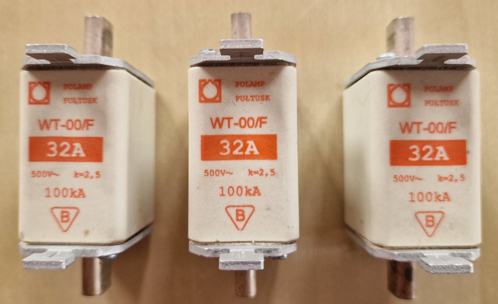 Bezpiecznik Wkładka Topikowa WT-00/F 32A komplet 3 szt.