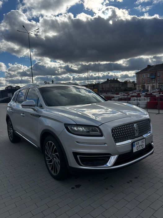 В Продажі Lincoln Nautilus 2019