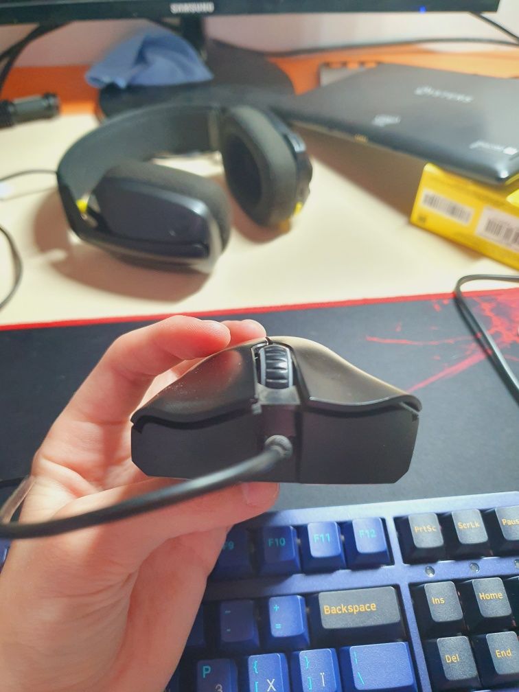 Razer dethadder essential з коробкою