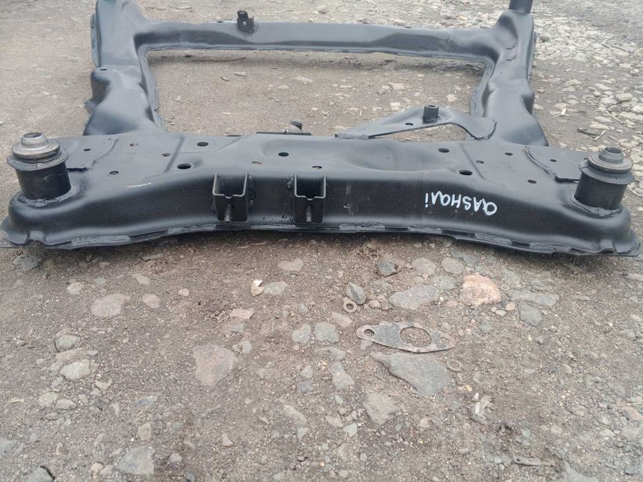 Продам подрамник передний nissan qashqai j10 07-14