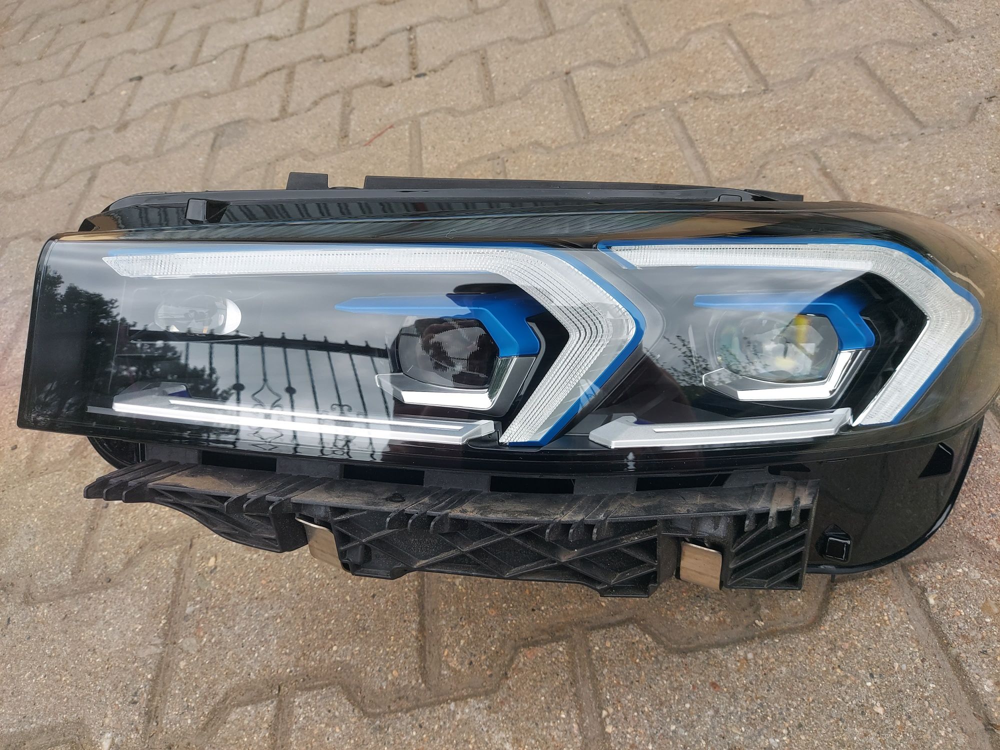 Lampa reflektor BMW G20 G21 LIFT LCI LED niebieska lewa EUROPA